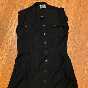 Vest size large but fits like medium Preowned